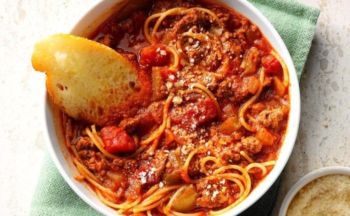 طرز تهیه اسپاگتی با گوشت