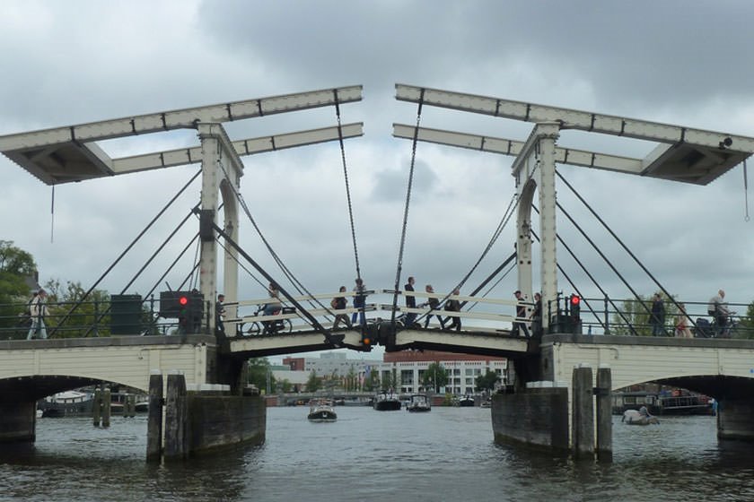 پل عشق آمستردام