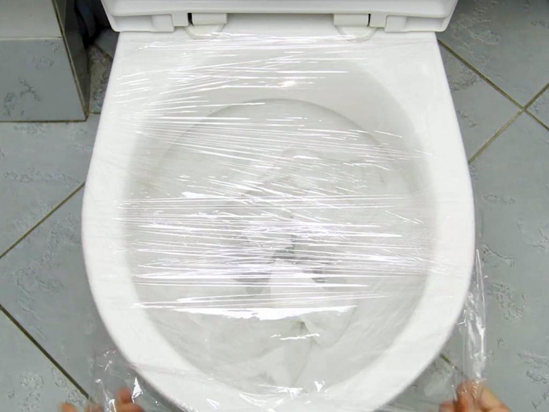 بهترین روش‌های رفع گرفتگی توالت