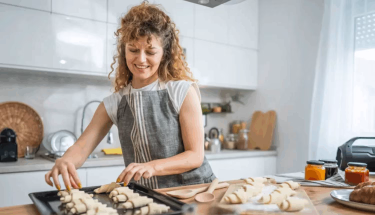 راه اندازی کسب و کار شیرینی پزی خانگی